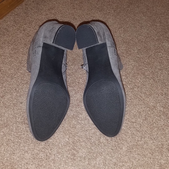 Booties - Picture 5 of 5